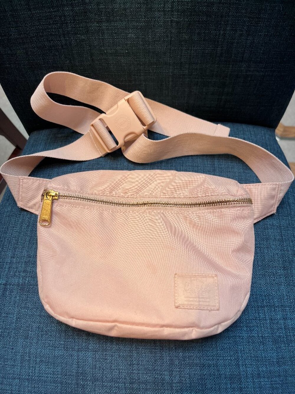 Herschel fanny pack